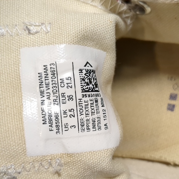 SALE💥 Converse, size 3, maroon/red - Picture 5 of 5